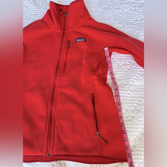Patagonia Better Sweater - Sz M - great condition- beautiful coral color - Picture 4 of 9